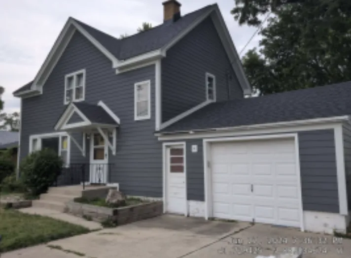 Slide of JRS Roofing Siding