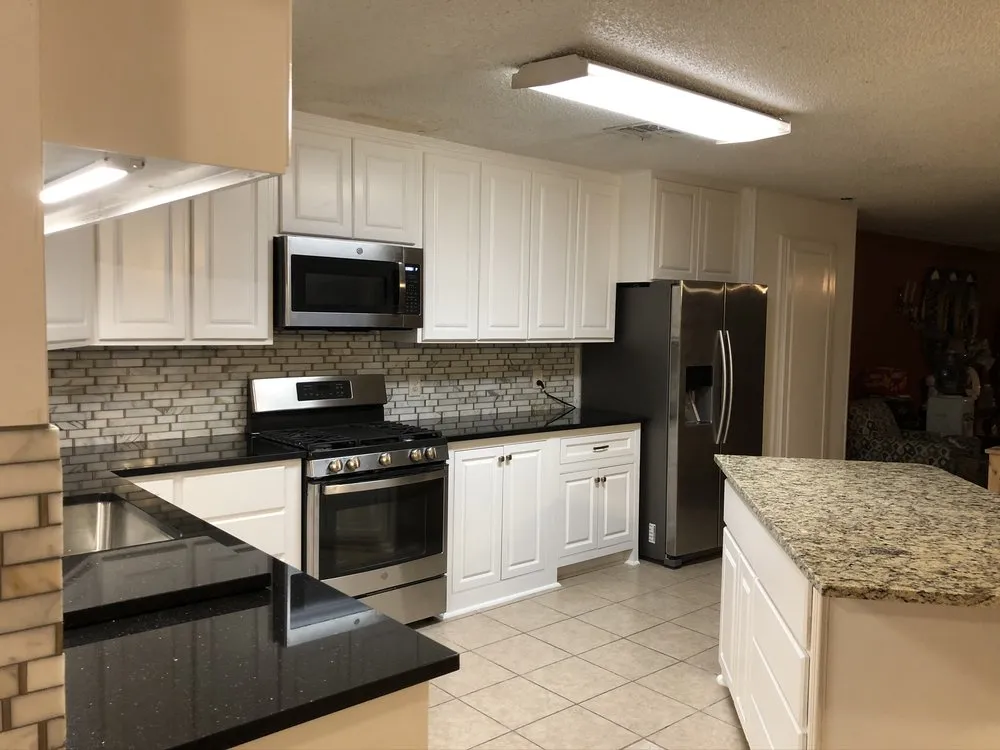 Slide of J's Custom Works