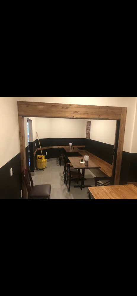 Slide of J's Custom Works