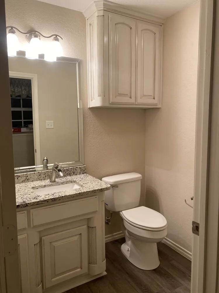 Slide of J's Custom Works