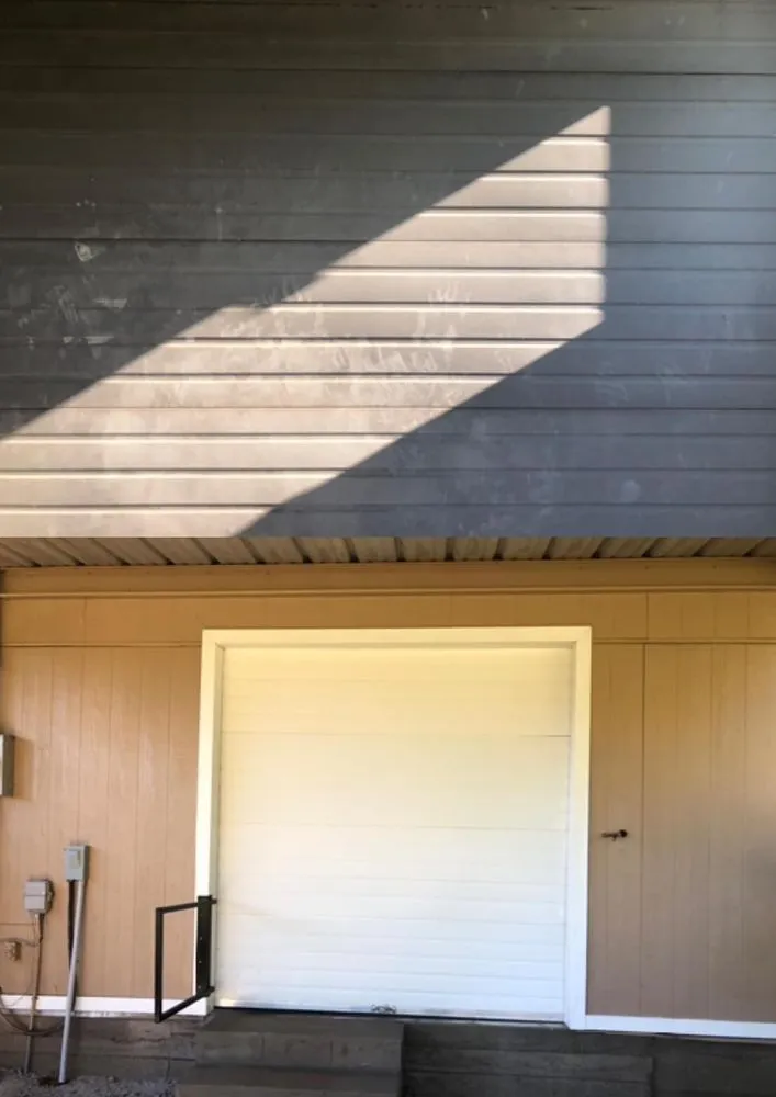 Licensed roof leak repair in Lead Hill, AR by J’s Pressure Washing And Gutter Cleaning