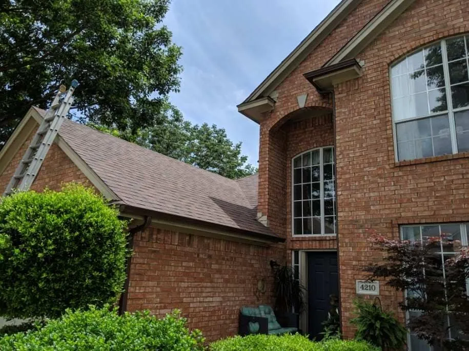 Slide of J's Roofing & Other Trades