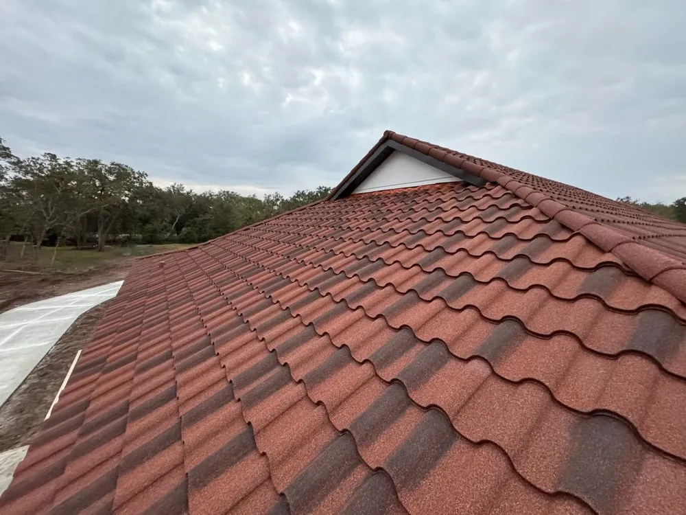 Slide of J'S Roofing and Services