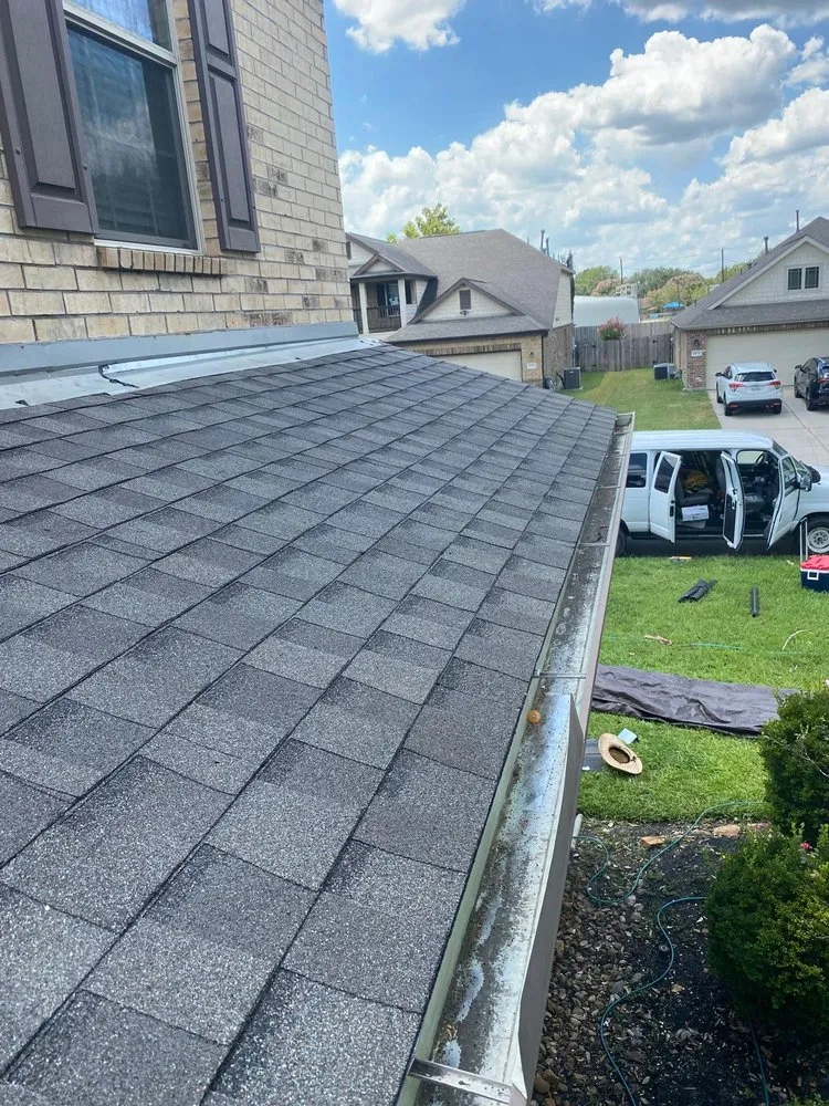 Slide of J’s Roofing