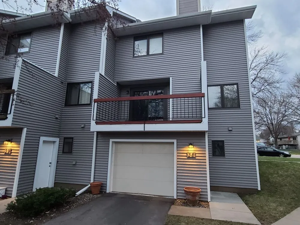 Slide of JTL Custom Construction