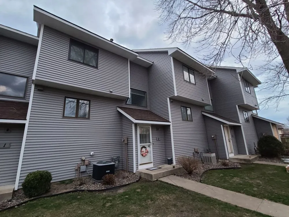 Slide of JTL Custom Construction