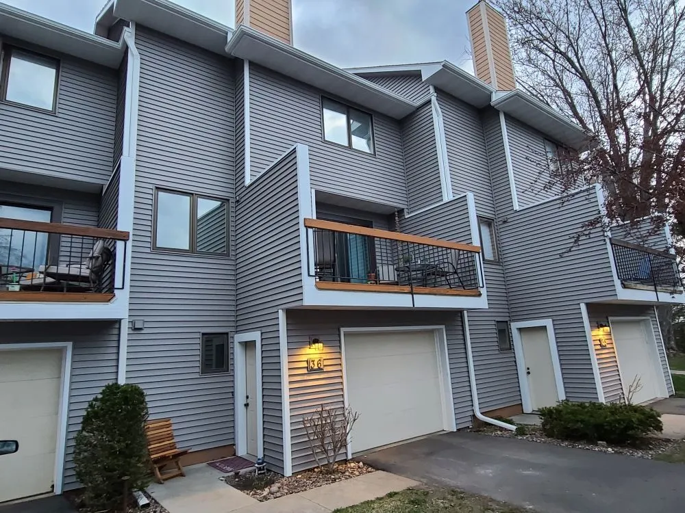 Slide of JTL Custom Construction