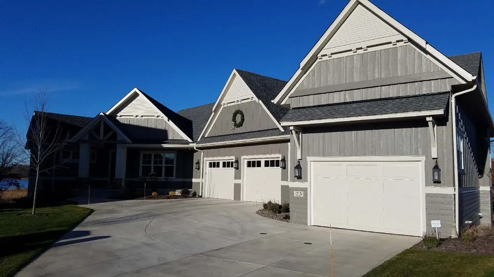 Slide of JTR Roofing