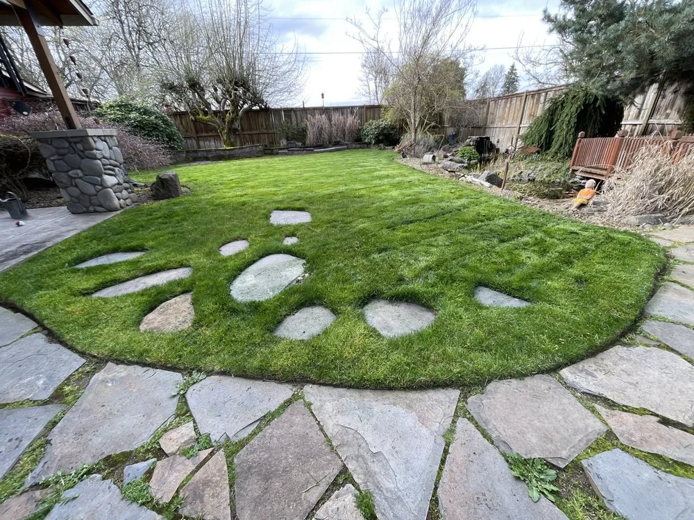 Slide of Juan Godoy’s Landscape and Cleaning Services