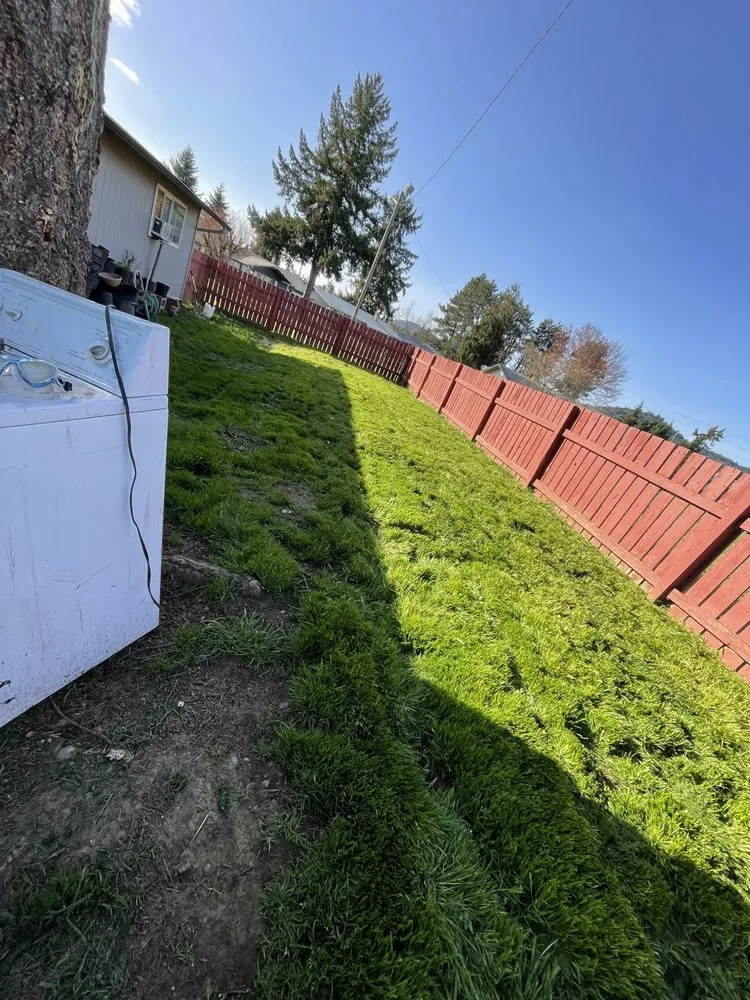 Slide of Juan Godoy’s Landscape and Cleaning Services