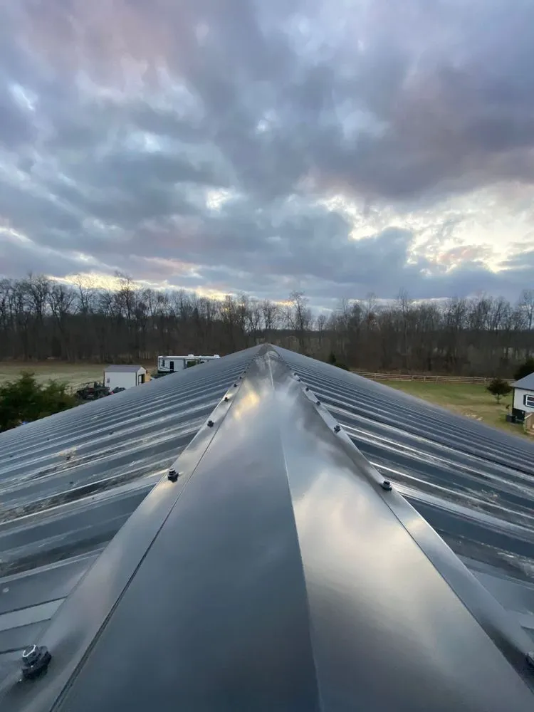 Slide of Juan Lechuga Lira Roofing