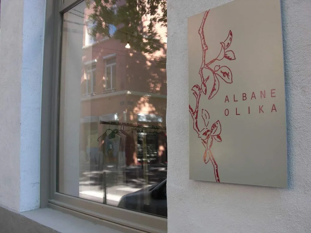 Slide of Juan Lechuga Lira Roofing