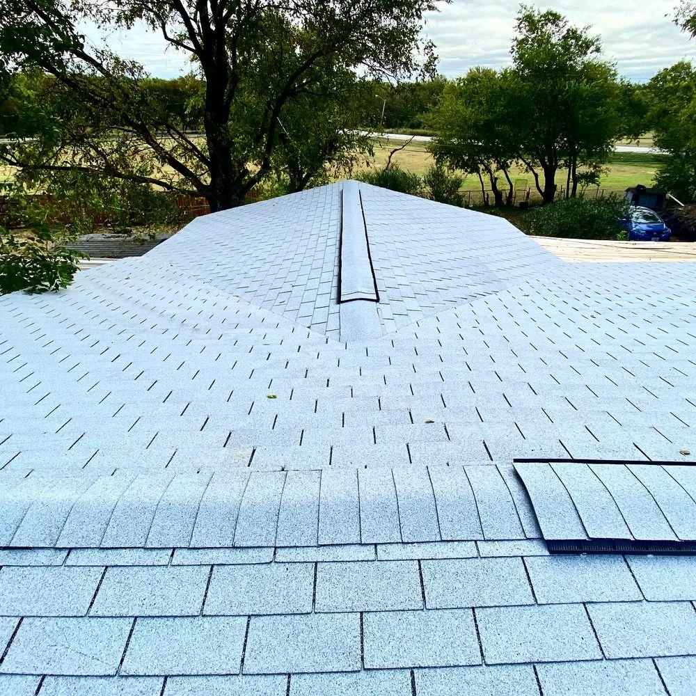 Slide of Juarez Roofing