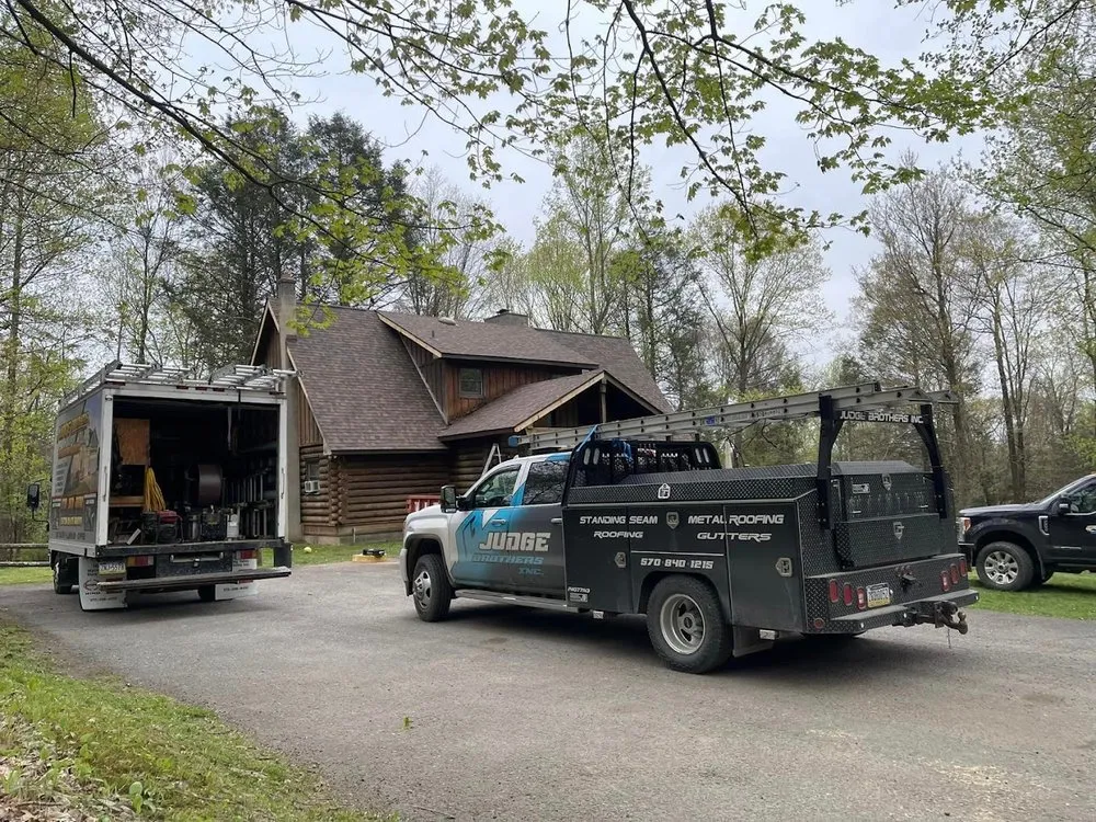 Trusted shingle roofing service same-day service in North Abington Township, PA by Judge Brothers