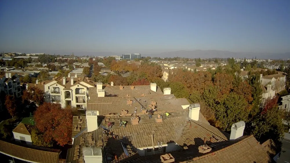 Slide of Julio & Family Roofing