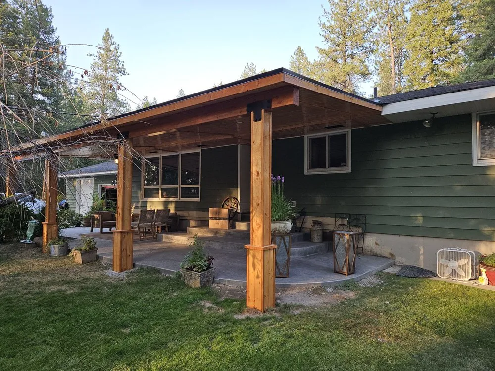 Slide of Julio’s Roofing