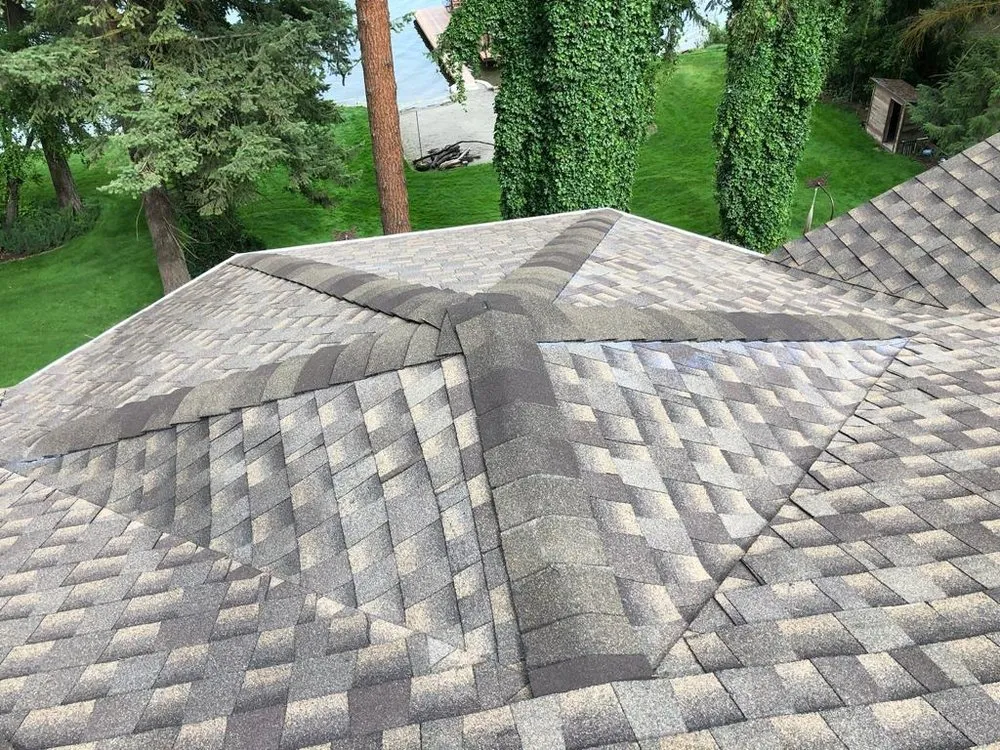 Slide of Julio’s Roofing