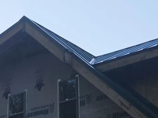 Junior Roofing American Creates Logo