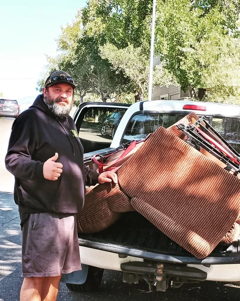 Slide of Junkology Hauling