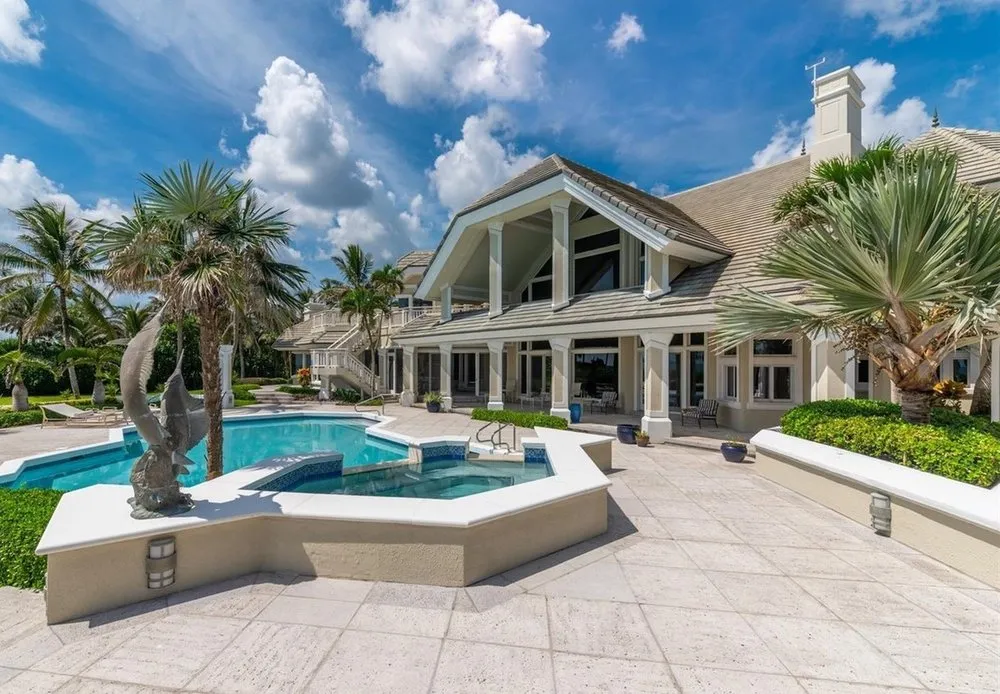 Slide of Jupiter Island Roofing