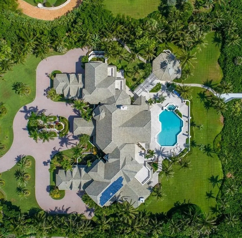 Slide of Jupiter Island Roofing