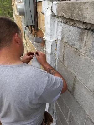 Just In Time Home & Property Services Logo