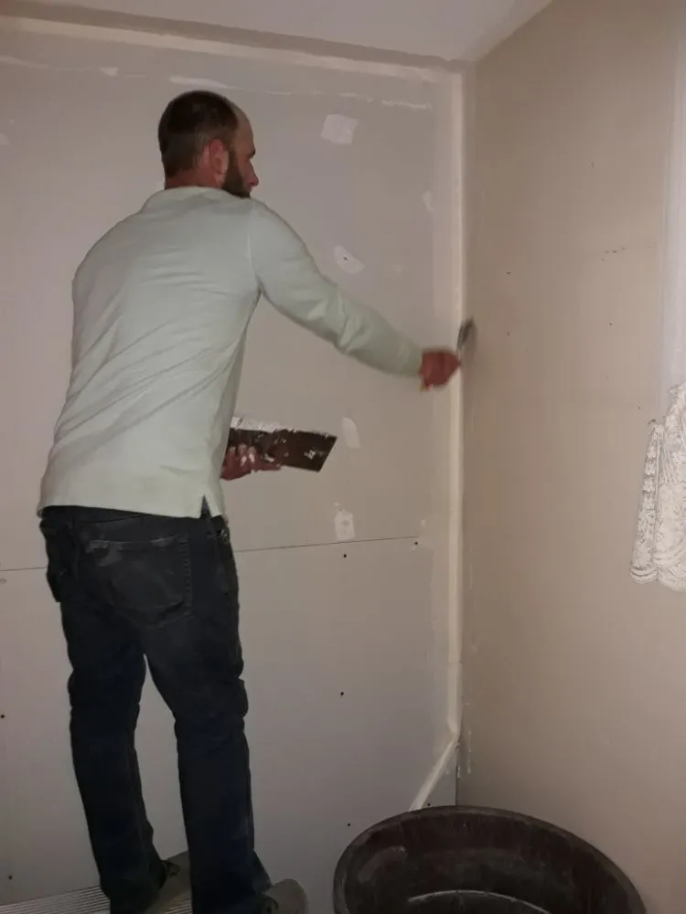 Slide of Justin Brown & Son's Construction