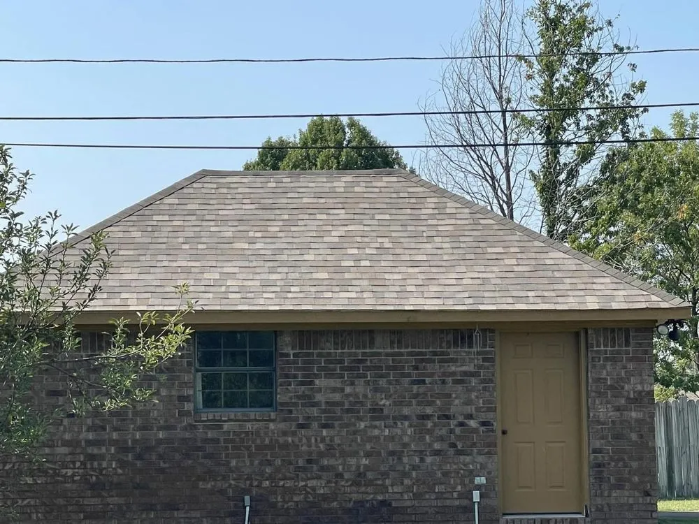 Slide of Justin Dye Roofing