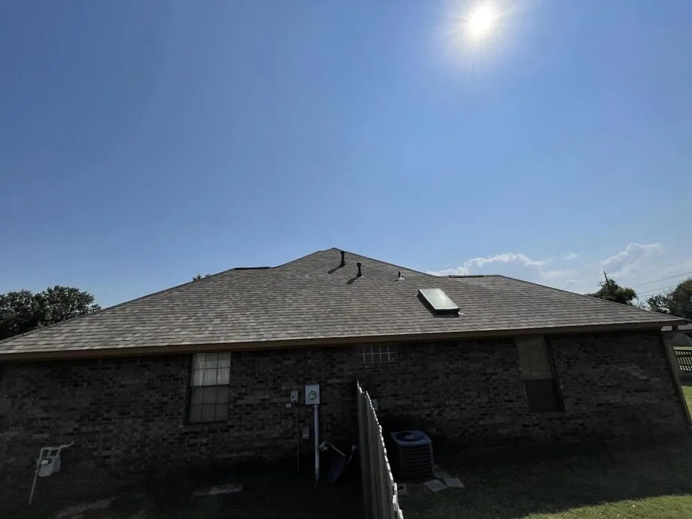 Slide of Justin Dye Roofing