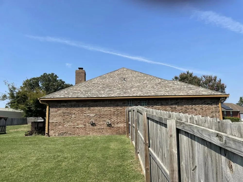 Slide of Justin Dye Roofing