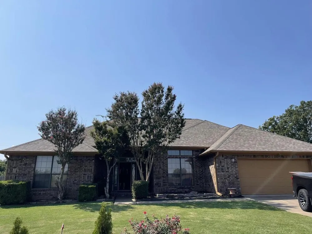 Slide of Justin Dye Roofing