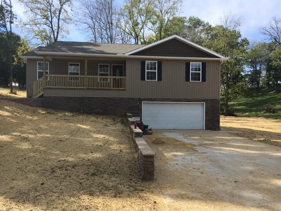 Slide of Justin's Custom Construction