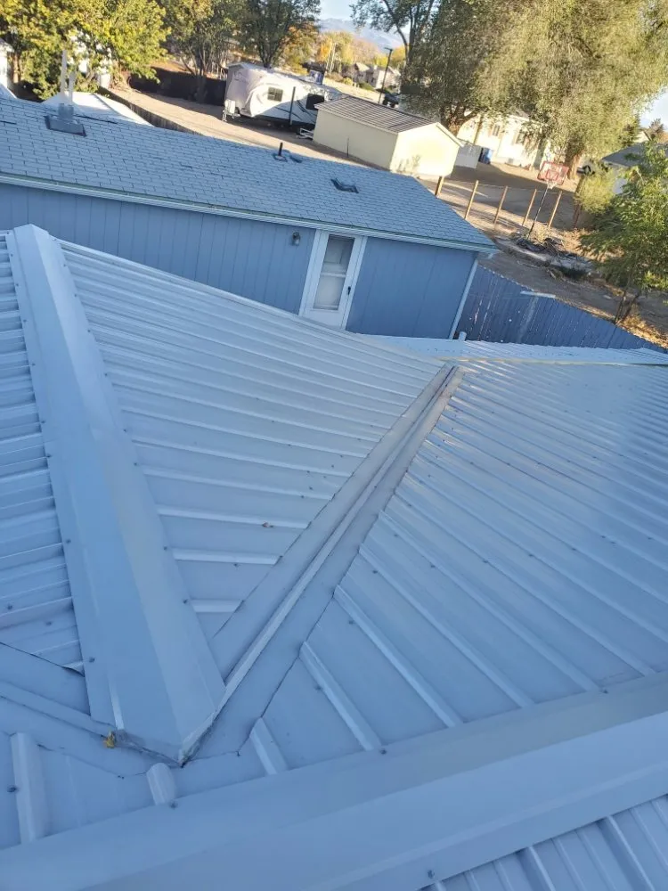 Slide of JV Roofing and Home Repair