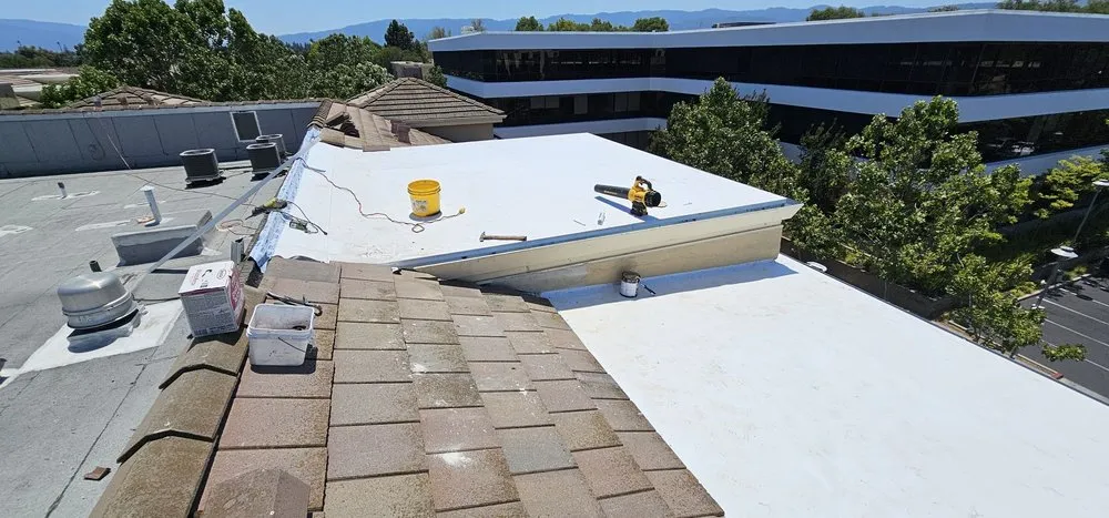 Slide of J&V Roofing Service