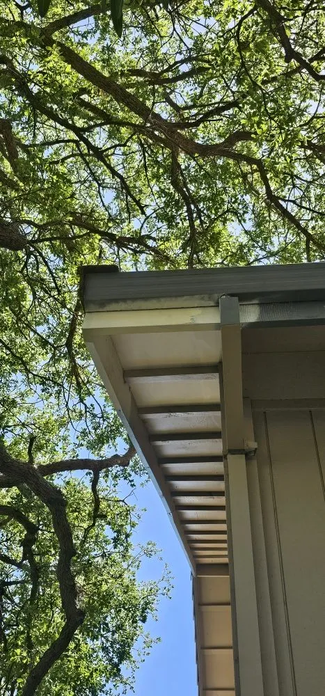 Slide of J&V Roofing Service