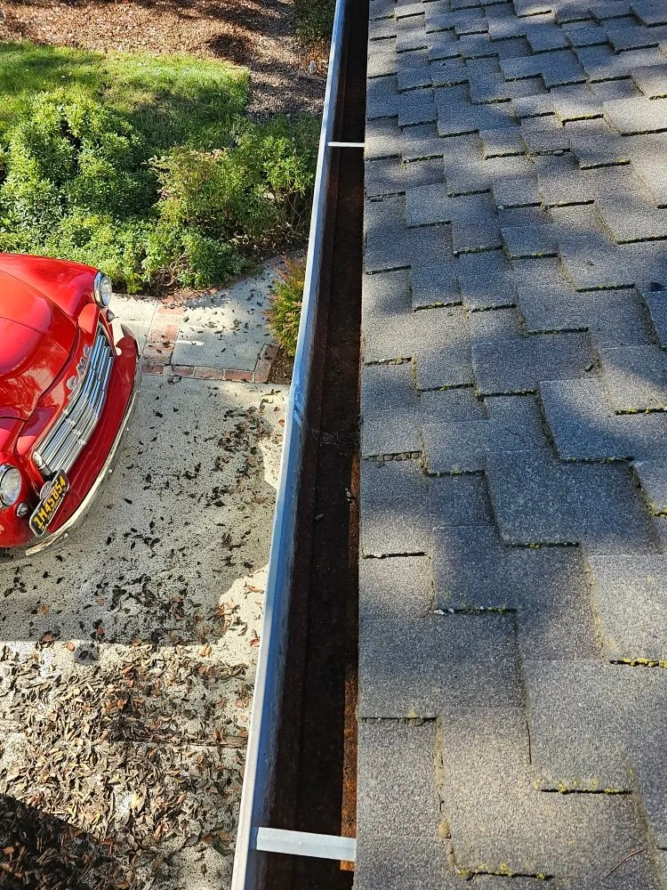 Slide of J&V Roofing Service