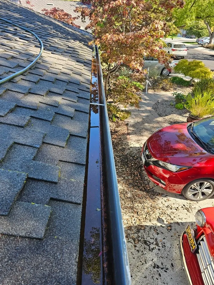 Slide of J&V Roofing Service