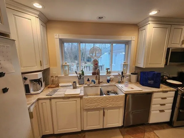 Slide of JVC Roofing & Construction