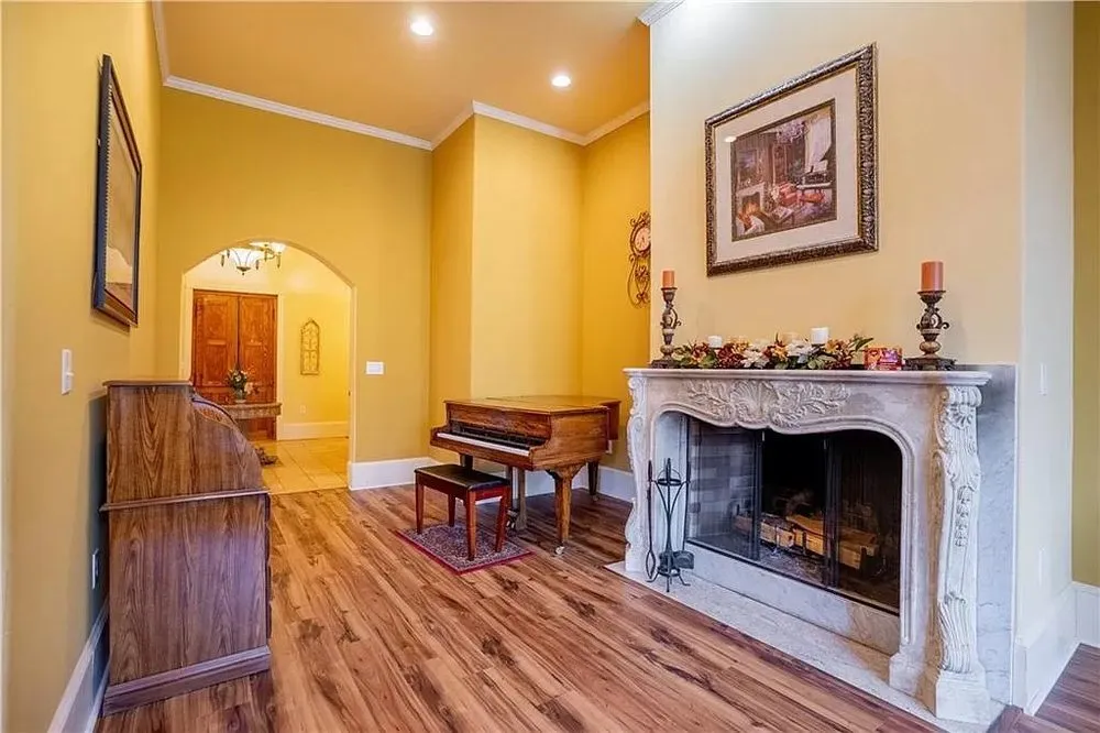 Slide of JVR Contractors