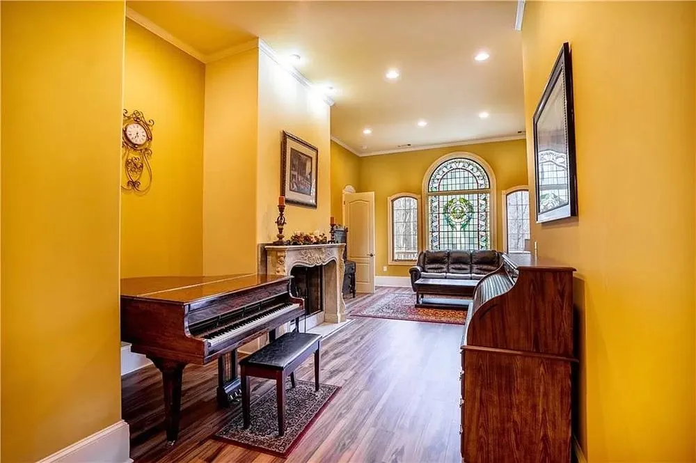 Slide of JVR Contractors