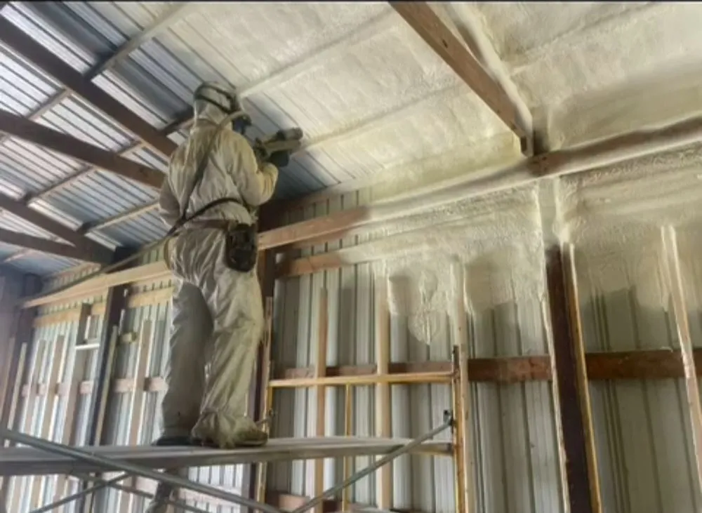 Top-rated roof installation in Barnett, MO by JW Building Solutions