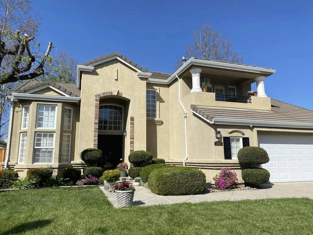 Slide of J&W Gutters