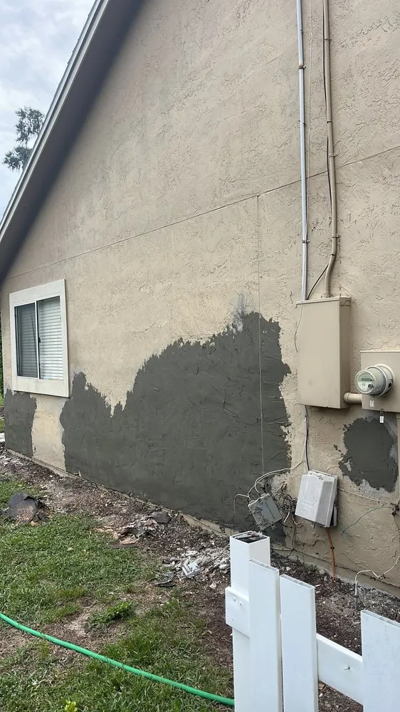 Slide of JYR Painting Service