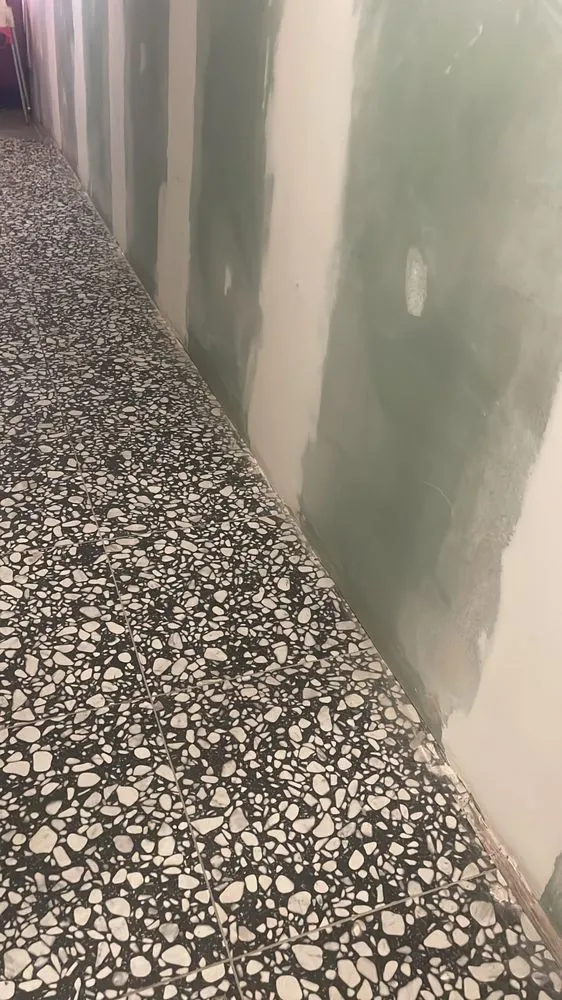 Slide of JYR Painting Service