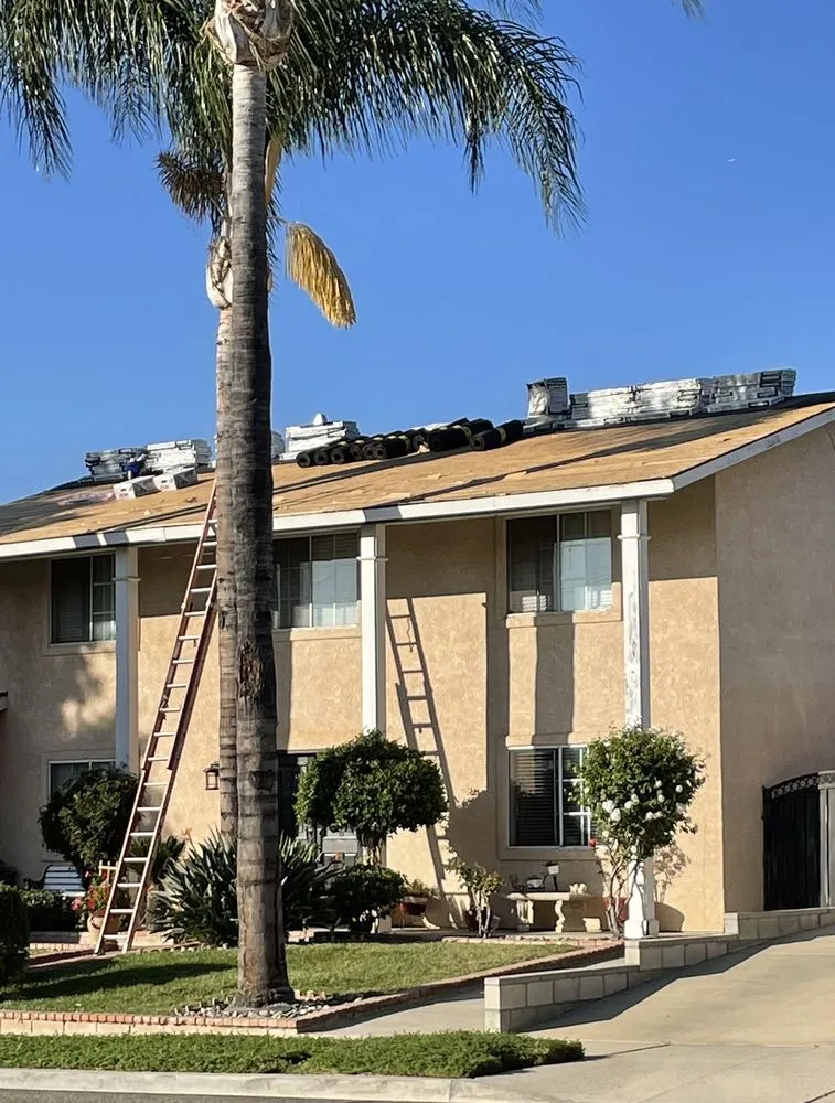 Slide of K & H Roofing