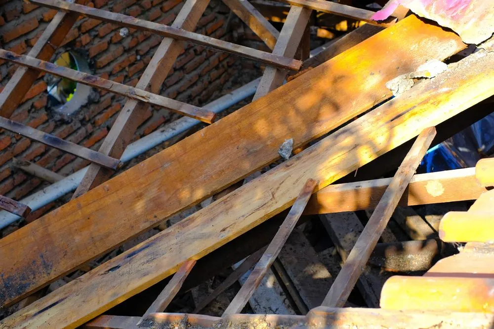 Reliable roof installation experts serving Columbia Cross Roads, PA - K & K Roofing and Seamless Gutters