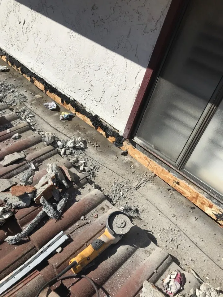 Slide of K-1 Pro Roofing & Gutter Co.