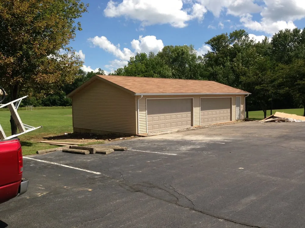 Slide of Kahl Construction