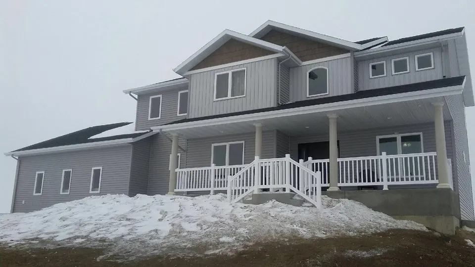 Slide of Kahm Construction