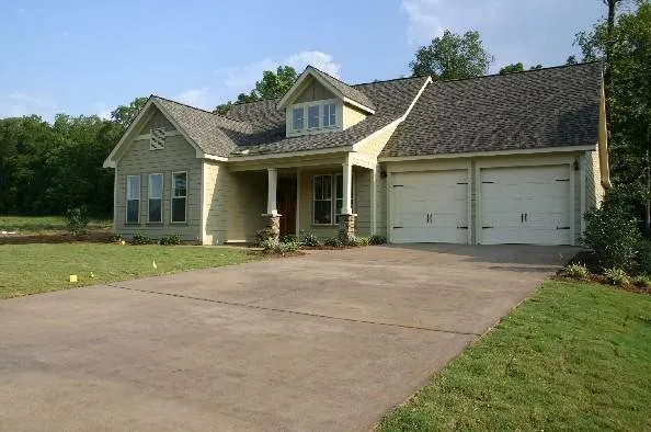 Slide of Kahn Enterprises